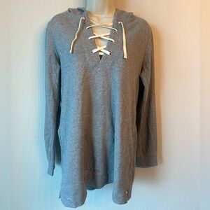 Gap women’s gray long sleeve hooded sweater size small